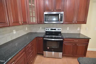 9412 Harvest Acres Ct, Raleigh, NC 27617 - Photo 8