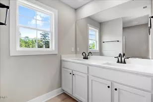 303 E James St, La Grange, NC 28551 - Photo 14