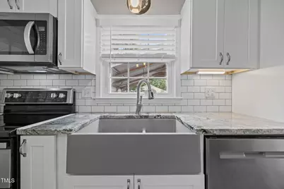 407 N Ninth Street, Mebane, NC 27302 - Photo 8