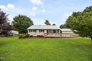 407 N 9th St, Mebane, NC 27302 - Photo 42