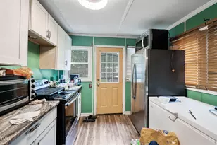 630 East Ave, Henderson, NC 27536 - Photo 10