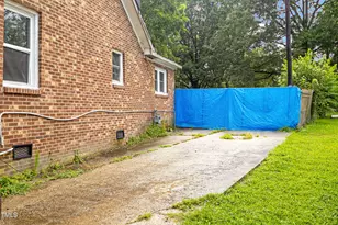 630 East Ave, Henderson, NC 27536 - Photo 18