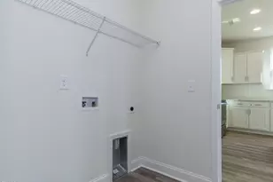 1032 Bolton Pointe Dr, Zebulon, NC 27597 - Photo 8