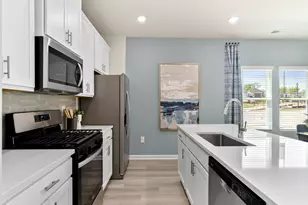 723 Chandler Stone Dr, Zebulon, NC 27597 - Photo 8