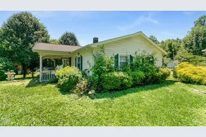 811 Queens Street NW, Lenoir, NC 28645 - Photo 2