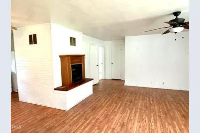 520 Fayetteville Street, Newton Grove, NC 28366 - Photo 14