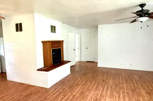 520 Fayetteville St, Newton Grove, NC 28366 - Photo 14