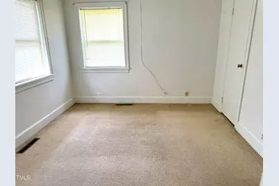 520 Fayetteville Street, Newton Grove, NC 28366 - Photo 22