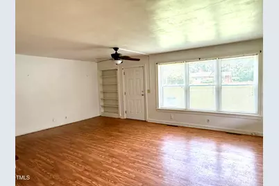 520 Fayetteville Street, Newton Grove, NC 28366 - Photo 16