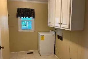 111 Colonial Dr, Clinton, NC 28328 - Photo 16