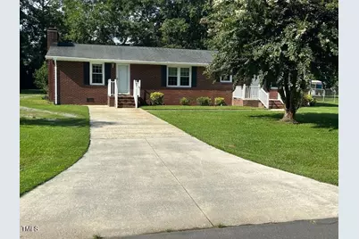 111 Colonial Drive, Clinton, NC 28328 - Photo 2