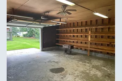 111 Colonial Drive, Clinton, NC 28328 - Photo 18