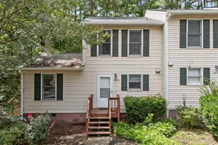 107 Weatherstone Dr, Chapel Hill, NC 27514 - Photo 4