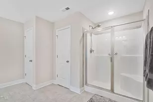 8 Sanford Ln, Dunn, NC 28334 - Photo 28