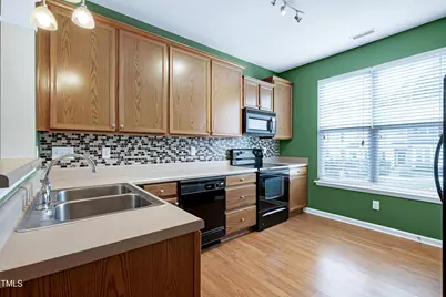 8939 Camden Park Drive, Raleigh, NC 27613 - Photo 4