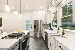 915 S 3rd St, Sanford, NC 27330 - Photo 28