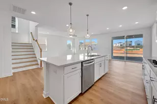 221 Sprenger St, Garner, NC 27529 - Photo 4