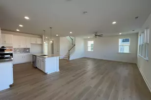 221 Sprenger St, Garner, NC 27529 - Photo 4