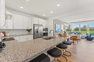 136 N White St, Wake Forest, NC 27587 - Photo 2