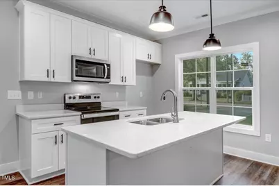 406 W Granville Street, Dunn, NC 28334 - Photo 8