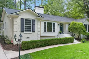 802 Churchill Dr, Chapel Hill, NC 27510 - Photo 2