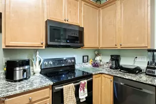 6113 Neuse Wood Dr, Raleigh, NC 27616 - Photo 14