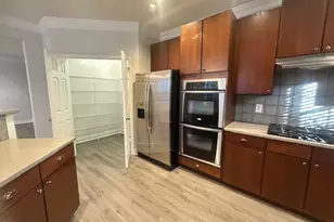 109 Longchamp Ln, Cary, NC 27519 - Photo 8