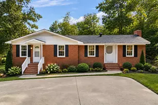 611 W James St, Lillington, NC 27546 - Photo 1