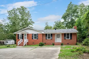611 W James St, Lillington, NC 27546 - Photo 10
