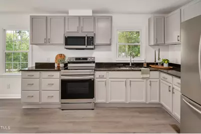 611 W James Street, Lillington, NC 27546 - Photo 16