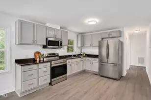 611 W James St, Lillington, NC 27546 - Photo 4