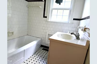 105 S Vance Street, Whitakers, NC 27891 - Photo 12