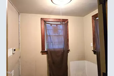 105 S Vance Street, Whitakers, NC 27891 - Photo 14