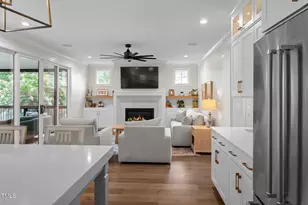 601 Duke Dr, Raleigh, NC 27609 - Photo 12