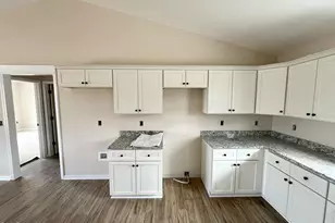 104 Grace Pond Ave, Benson, NC 27504 - Photo 4