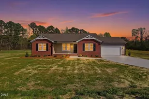 104 Grace Pond Ave, Benson, NC 27504 - Photo 1