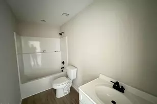 104 Grace Pond Ave, Benson, NC 27504 - Photo 16