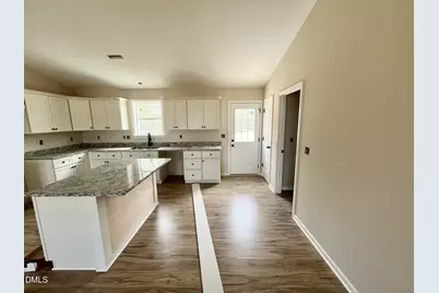 104 Grace Pond Avenue, Benson, NC 27504 - Photo 8