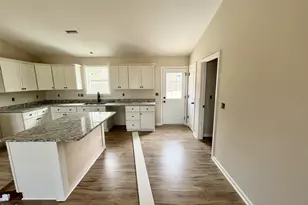 104 Grace Pond Ave, Benson, NC 27504 - Photo 8