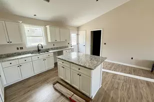 104 Grace Pond Ave, Benson, NC 27504 - Photo 6