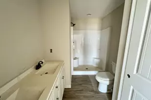 104 Grace Pond Ave, Benson, NC 27504 - Photo 10