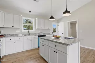 104 Grace Pond Ave, Benson, NC 27504 - Photo 12