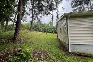 7710 Leasburg Rd, Roxboro, NC 27574 - Photo 8