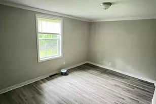 7710 Leasburg Rd, Roxboro, NC 27574 - Photo 10