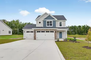 189 Boyce Ct, Sanford, NC 27332 - Photo 2