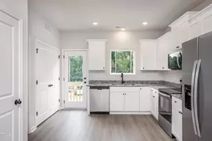 26 Seville Wy, Clayton, NC 27520 - Photo 12