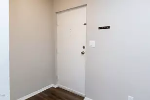 5036 Flint Ridge Pl, Raleigh, NC 27609 - Photo 4