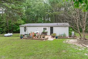 545 Deer Tail Ln, Fuquay Varina, NC 27526 - Photo 2