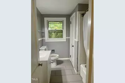 330 W Young Avenue, Henderson, NC 27536 - Photo 10