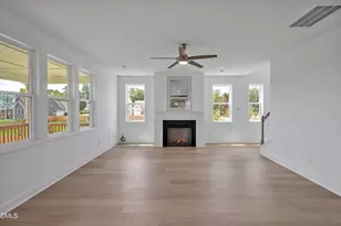 1109 Prominence Dr, Durham, NC 27712 - Photo 4